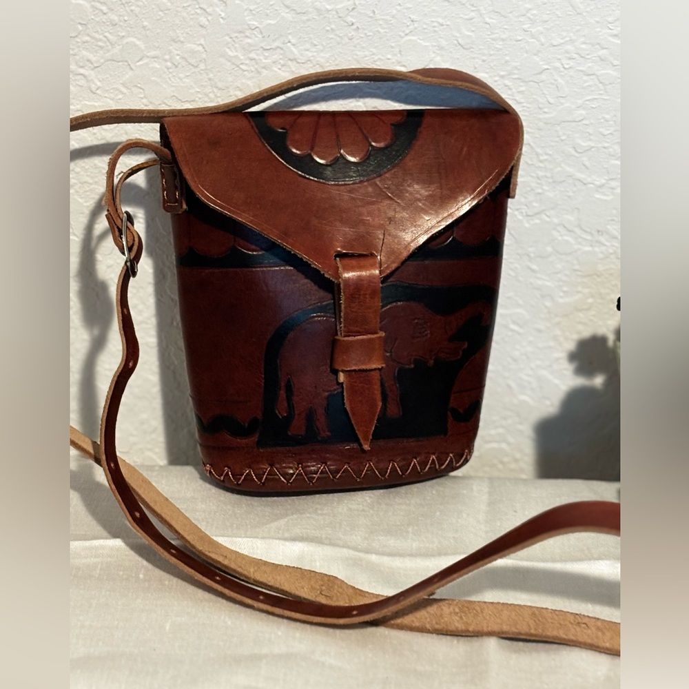 Safari Leather Bag with an Elephant engraved